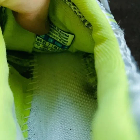 XLNT Mizuno Wave Inspire 6 Vintage Silver White Chartreuse Womens 9 US 40 EU - Picture 10 of 10